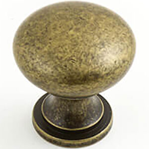 Castella Heritage Shaker Antique Brass 30mm Round Knob 50 030 003